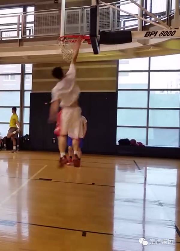 ZT：感谢父母当年带我来美国！！！  不同的人，成長經歷不一樣，感受和看法也不同。看來父母的心態對孩子影響還是很大的。