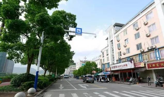 桐山大桥 宁江路与江滨中路交叉口 江滨中路,宁江路 龙山北路(中心
