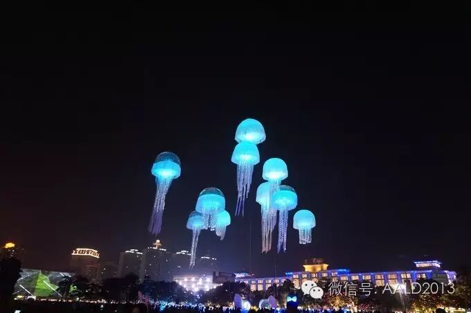 让设计师灵感闪现的灯光节（节选）丨A· 盘点