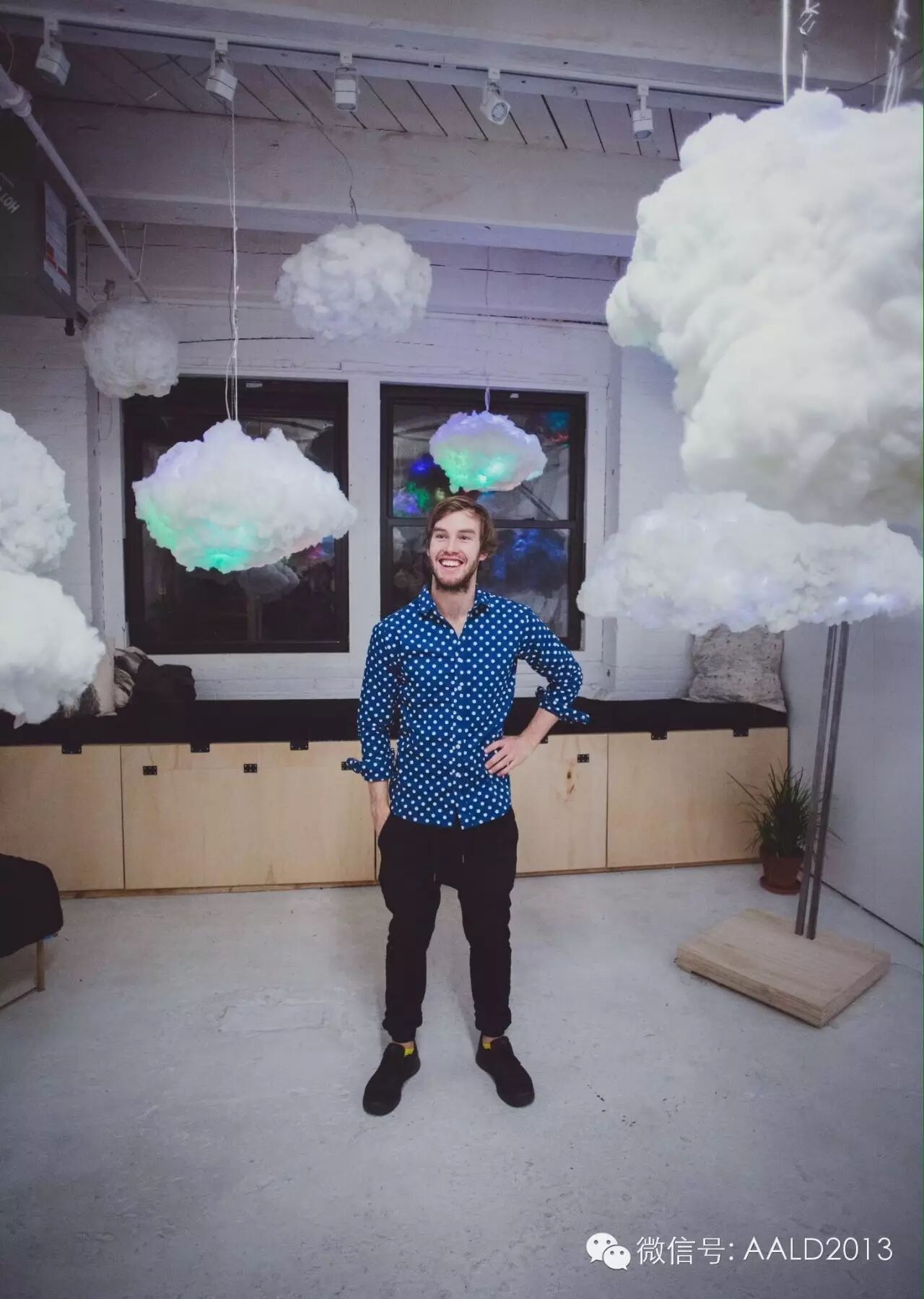 Richard又出力作：会电闪雷鸣的Cloud Lamd丨A· 灯辑