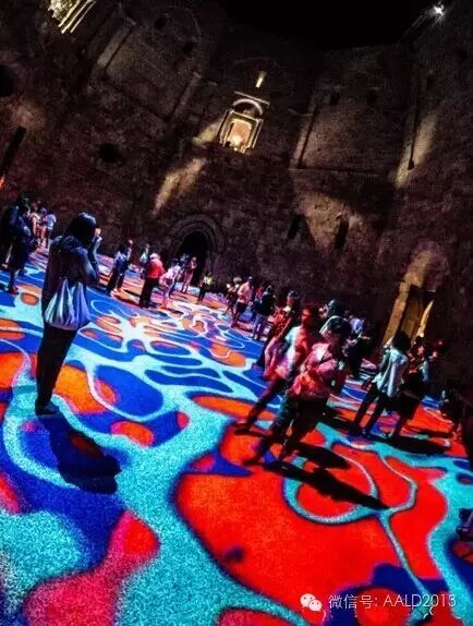 虚拟&数字艺术先驱Miguel Chevalier的光影宇宙丨A· 播客