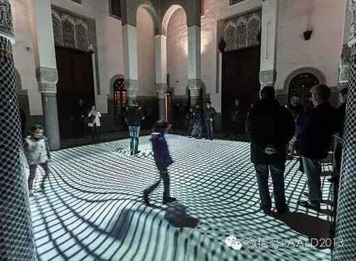 虚拟&数字艺术先驱Miguel Chevalier的光影宇宙丨A· 播客