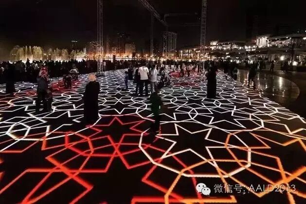 虚拟&数字艺术先驱Miguel Chevalier的光影宇宙丨A· 播客