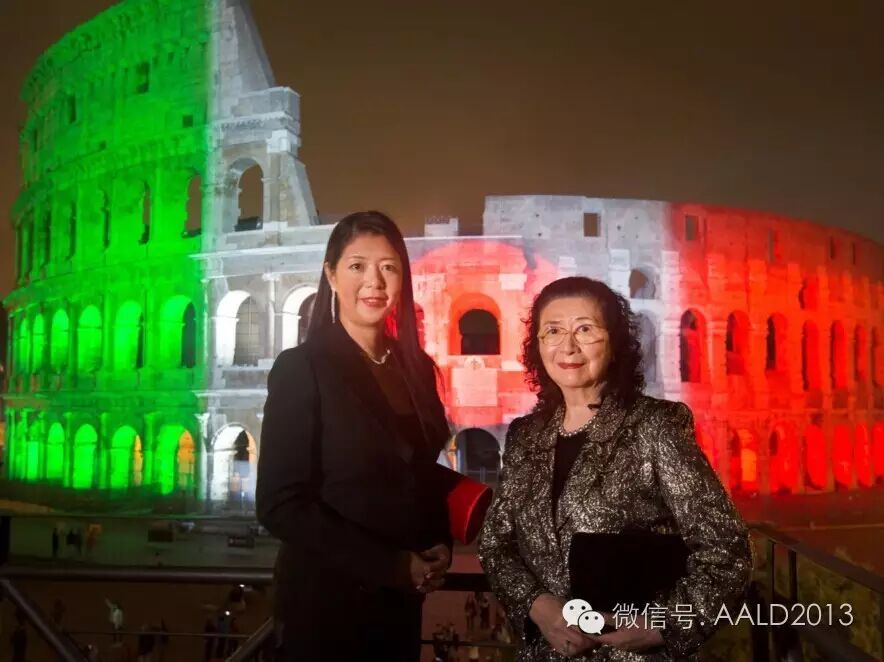 罗马圆形大剧场光之寓意：150种爱的表述丨A·播客