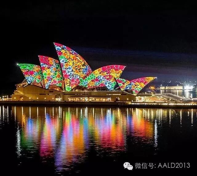 2016悉尼灯光音乐节如何艺术地“浓墨重彩”丨A·特讯