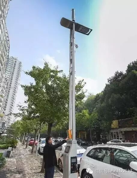 路灯也有“十八般武艺”丨A· 创意