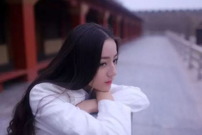 93年的奶茶妹妹怀孕,00年的易烊千玺庆生15岁,称99年的王俊凯有代沟…我们都老了!-怀孕期