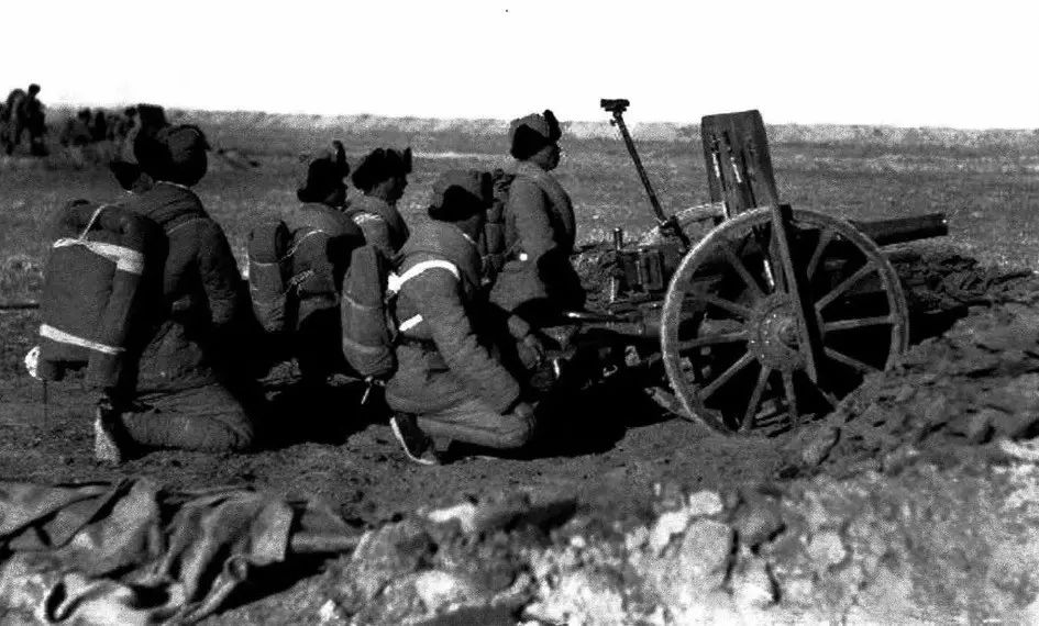 晋军炮兵部队.九一八事变后,晋军是唯一拥有火炮生产能力的地方军阀