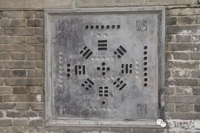 "图河故道","古河图","一画开天","渊源"等,字迹苍劲,刀法古拙,可谓