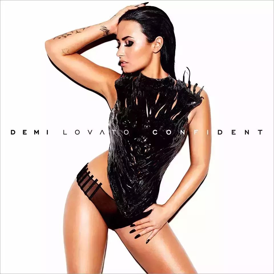 Demi Lovato  名不副其实的“Confident”