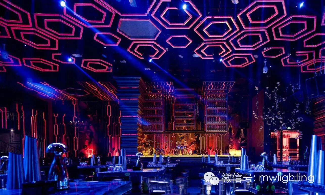 狂拽炫酷吊炸天，看设计师如何打造令人迷离的可可芭比