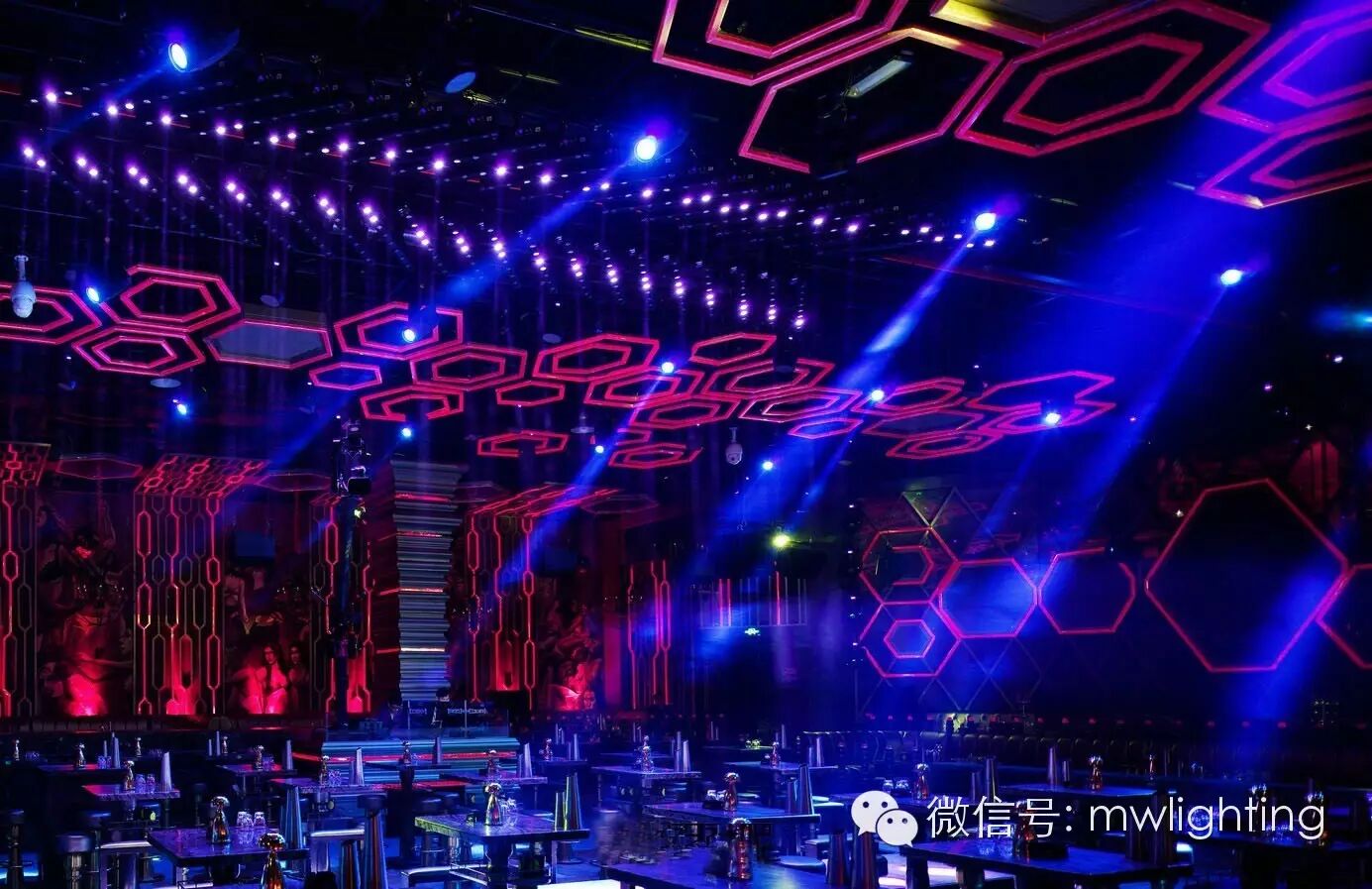 狂拽炫酷吊炸天，看设计师如何打造令人迷离的可可芭比