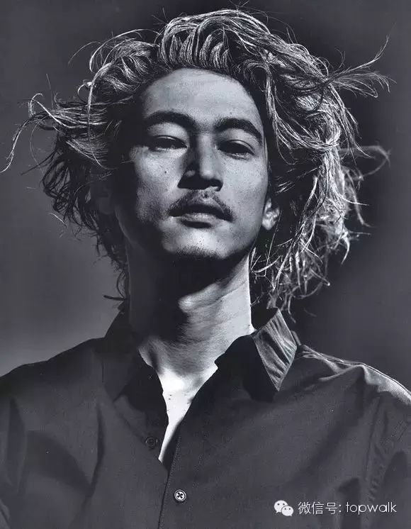 洼冢洋介和WTAPS,三年了大家都更帅了,也都没有变!