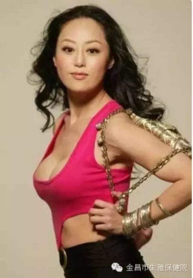 章小蕙性感大胸美照