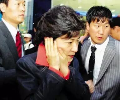 母亲朴槿惠：人要活得正直和真诚！