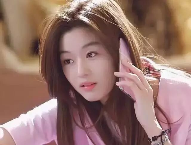 她美貌不输范冰冰,出道18年不靠绯闻低调生活,却红遍亚...