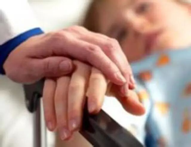 两会代表热议：怎样才算好医生？