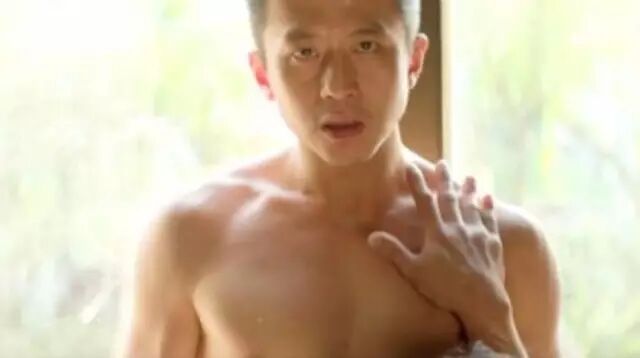 吕颂贤为何对邓超长跪不起