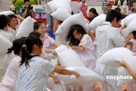 【学乐国际早教活动】快乐睡衣party