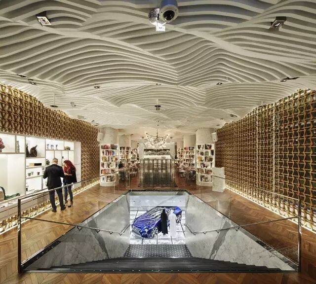 优衣库的成功除了柳井正，也绝对离不开他！