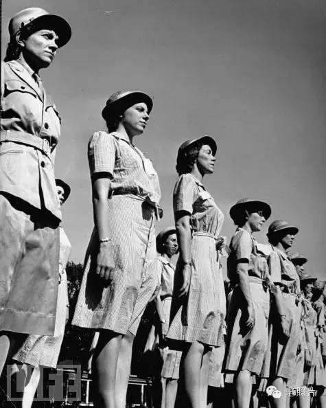二战战火中的女性英姿