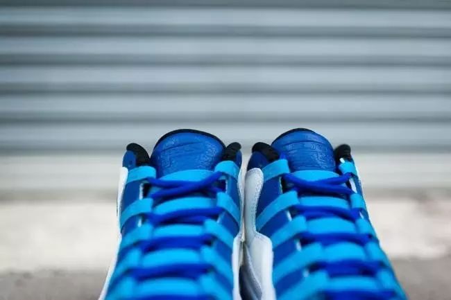 夏洛特主題！Air Jordan 10「夏洛特」黃蜂配色即將發售 動漫 第9張