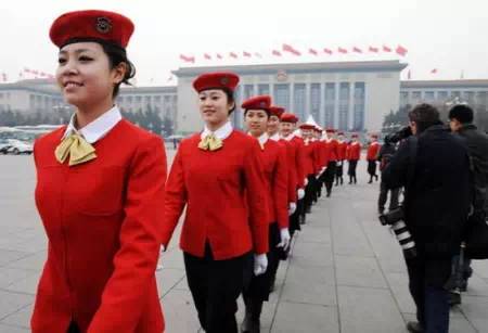 揭秘人民大会堂挑选女服务员内幕