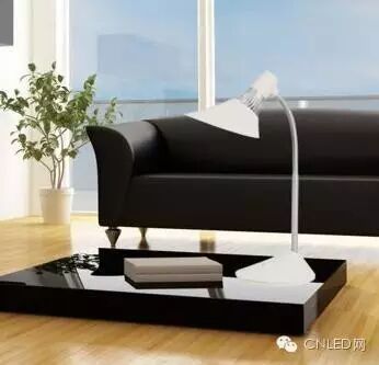 飞利浦等5品牌台灯PK，那款适合你？