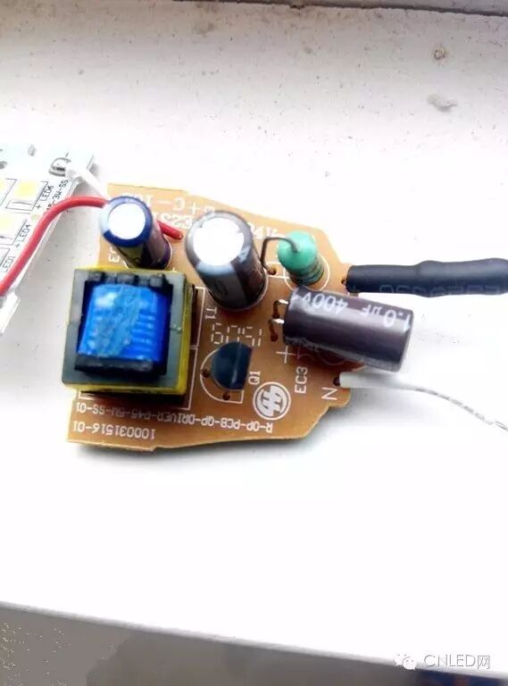 拆解：欧普照明3.5W LED球泡灯 3元包邮，质量如何？