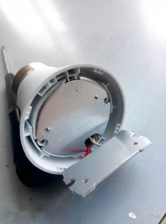 拆解：欧普照明3.5W LED球泡灯 3元包邮，质量如何？