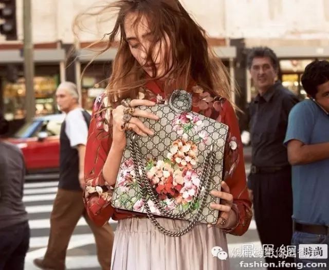 【香港时尚】孙芸芸林志玲都背的GUCCI酒神包!哪怕是剁...