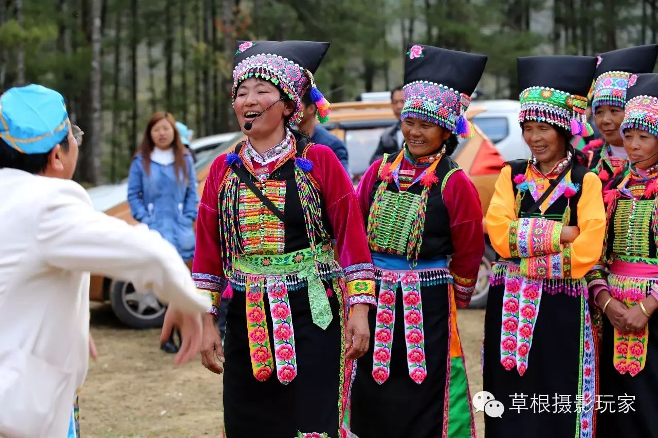 布朗族是中国西南历史悠久的一个古老的土著少数民族, 布朗族先民曾