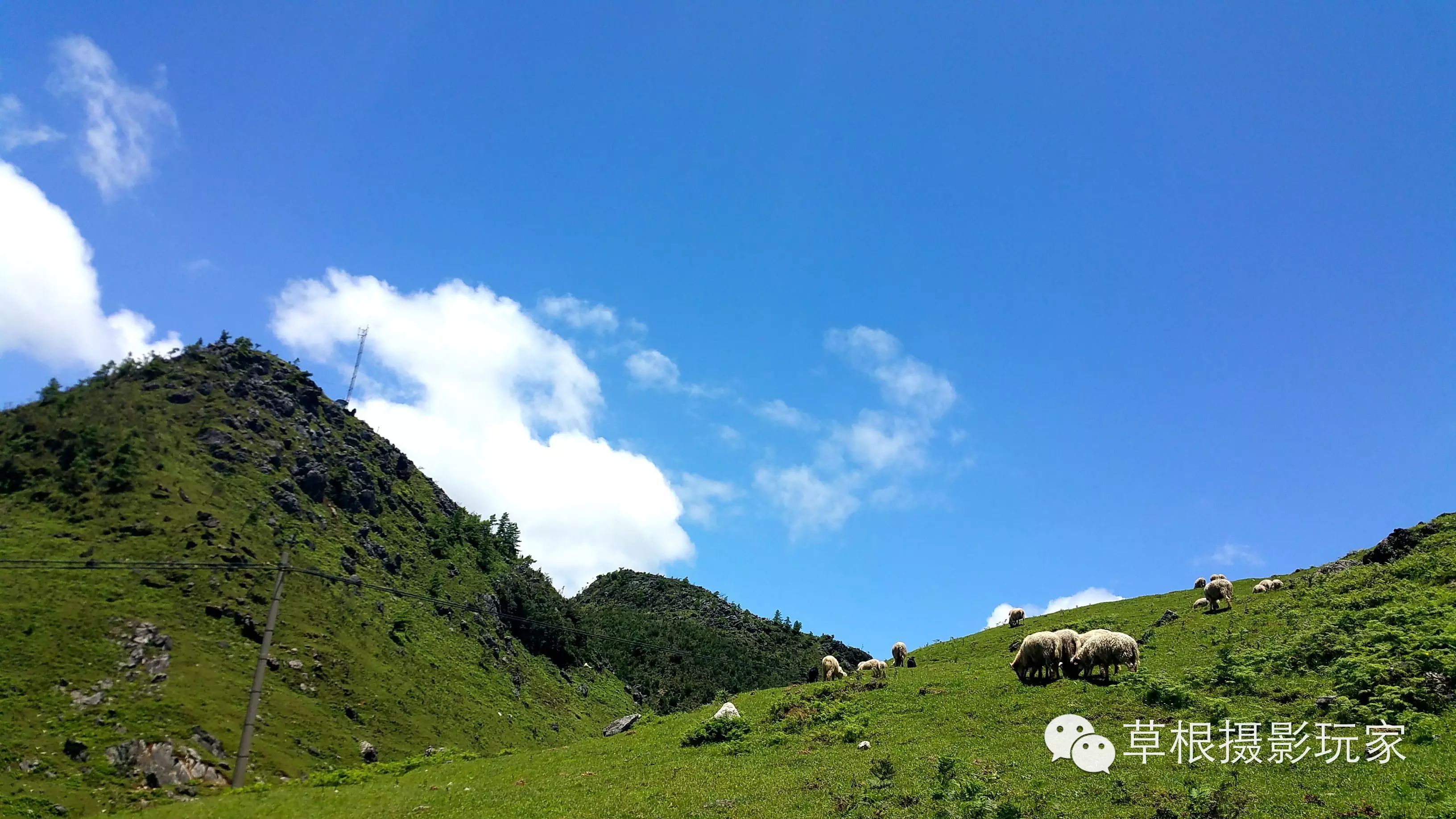 四大山旅游风景区位于施甸甸阳镇之东的木老元布朗族彝族乡,海拔