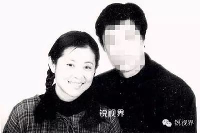 年近60岁的倪萍,一生三次婚姻五任男友,初恋可惜给了他!