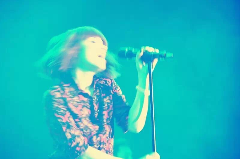 Carly Rae Jepsen 可爱蹲妹现身五棵松