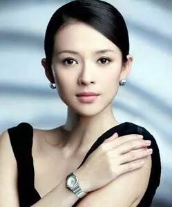 章子怡自爆产后瘦身秘籍 做瑜伽真能减肥吗?