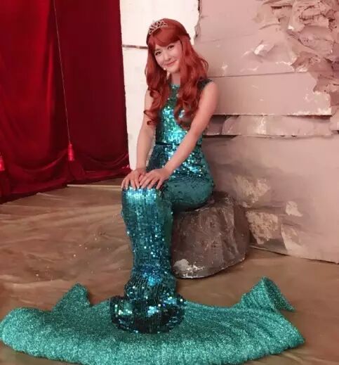 谢娜戴假发COS美人鱼 还叫粉丝不要告诉张杰