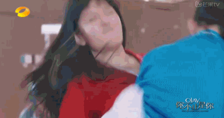 段子,表情包不掉线,认真时美一脸,《我们来了》老司机谢娜套路太深了!