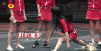 一言不合就劈叉,把舞蹈老师都吓到了
