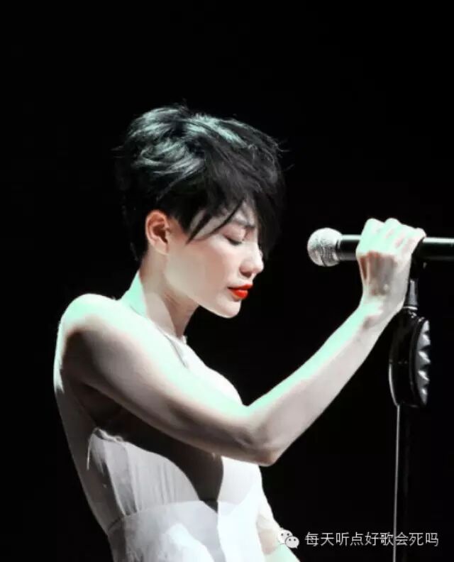 王菲谢霆锋丨他们不需要结婚