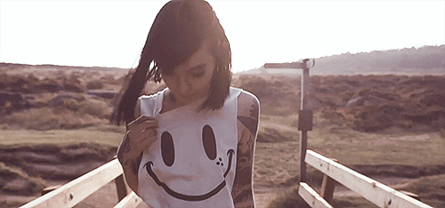 tattoo|纹身女孩=badgirl?该扔掉你的旧思想了!