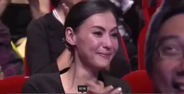 谢霆锋和张柏芝最后一次同台,张柏芝泪如雨下,不禁让人心酸!