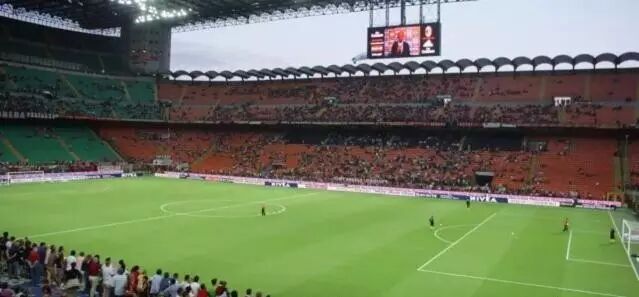 有一家LED显示屏公司在足球领域默默牛B了近10年