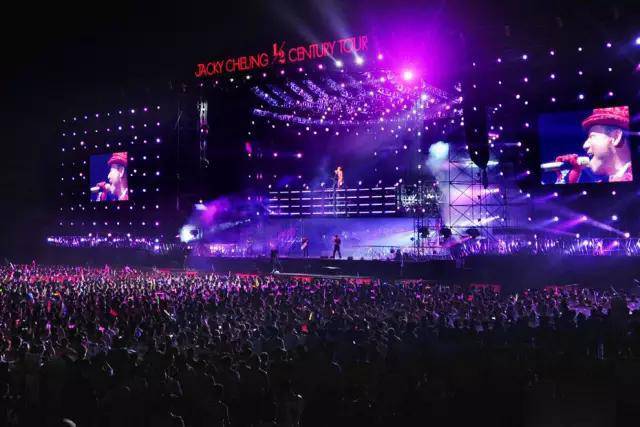 刘德华、张学友、张惠妹、李宇春等演唱会的成功 LED显示屏设计往往恰到好处