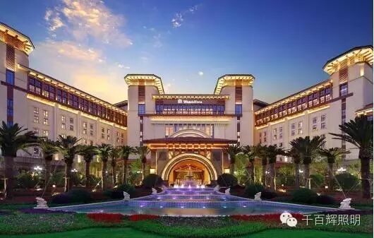 千百辉照明点亮南昌万达城