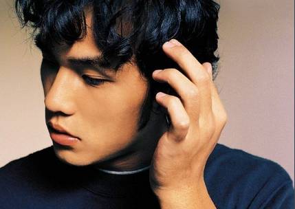 周杰伦依旧,我的年少时光已转身远走