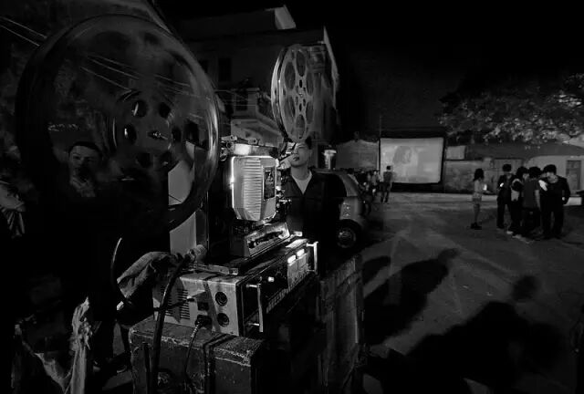 农村老电影 儿时乡村老电影，那属于老一辈人的回忆！时代金街带你重温经典~