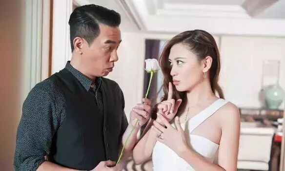 岁月友情丨有一种爱情叫陈小春应采儿:最好的幸福莫过...