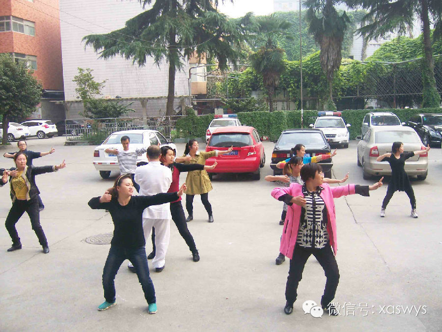 今天我们学习阴阳五行中医之基 <wbr>养生气功八段锦