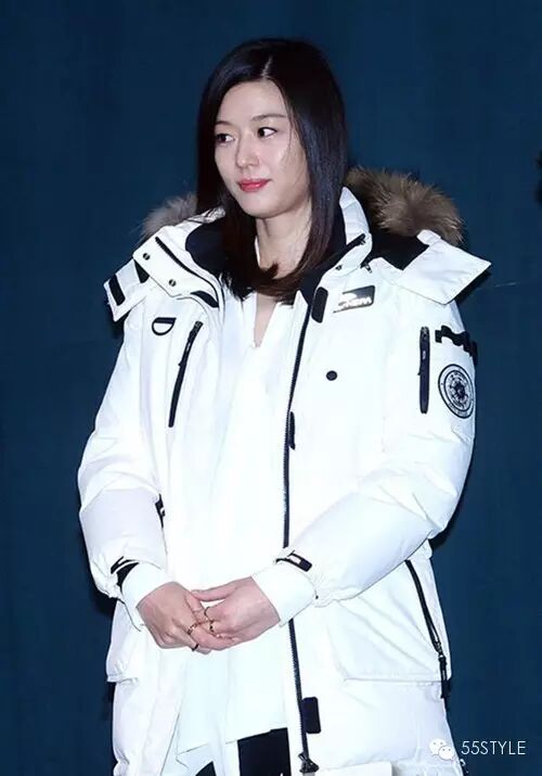 朕有喜了 为啥女星怀孕肿成熊也比你美?真心没兴趣吃饭了!-怀孕期